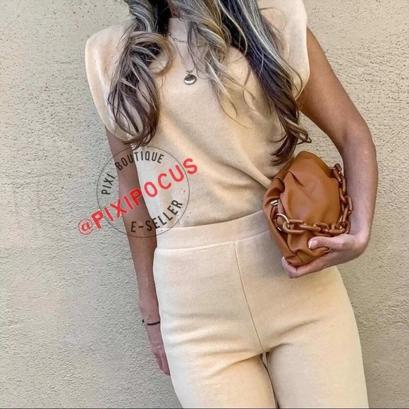 Zara 2 piece set - knit shoulder pad tee & matching pants tan lounge set - Picture 10 of 12
